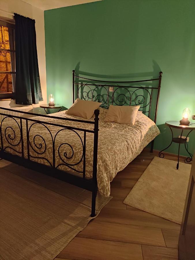 Celles  Gite A L'Ombre Du Clocher Avec Jacuzzi Et Sauna Privatifs المظهر الخارجي الصورة