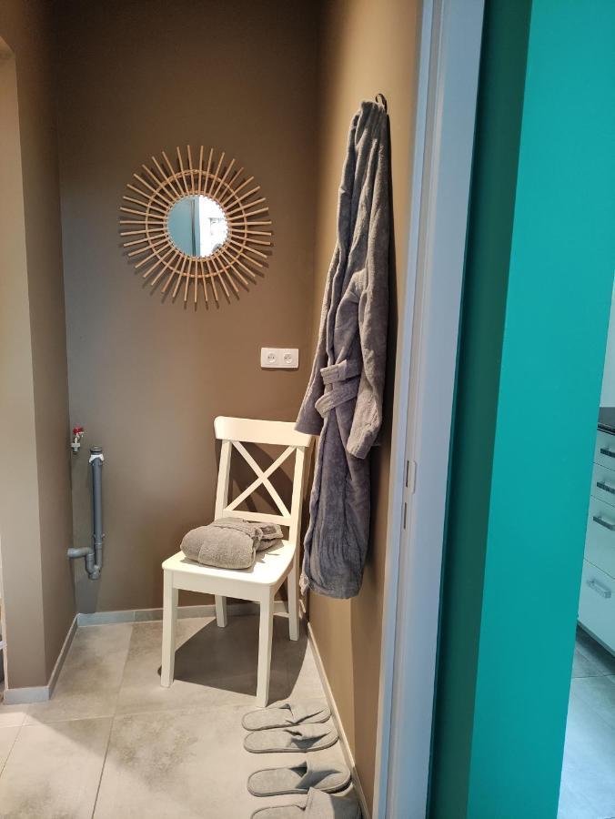 Celles  Gite A L'Ombre Du Clocher Avec Jacuzzi Et Sauna Privatifs المظهر الخارجي الصورة